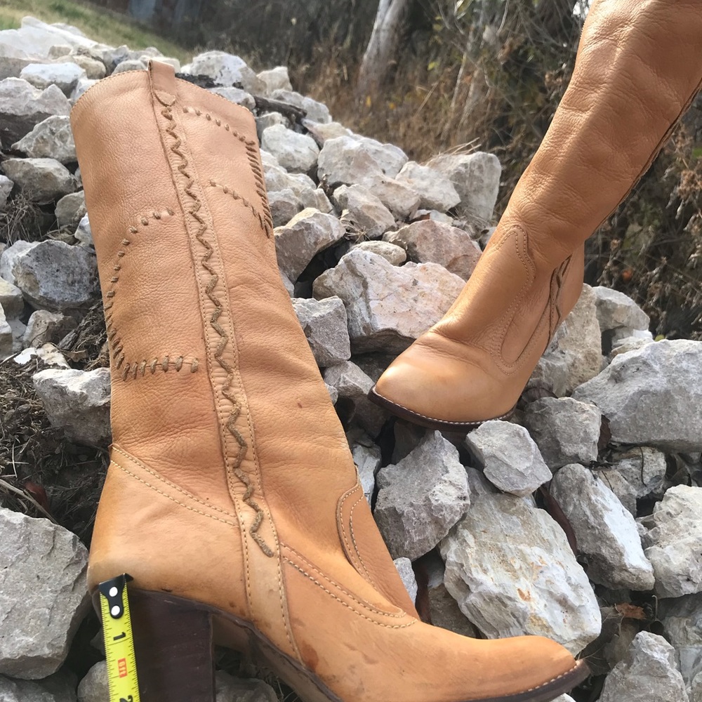 Vtg. Genuine pure  leather long boots by: TROYLINI size: 6 Made in Brazil. - Picture 10 of 16